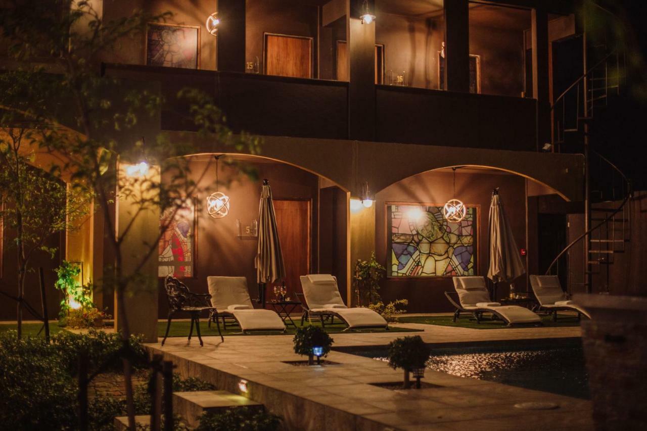 Monastery Suites Oranjestad Eksteriør billede