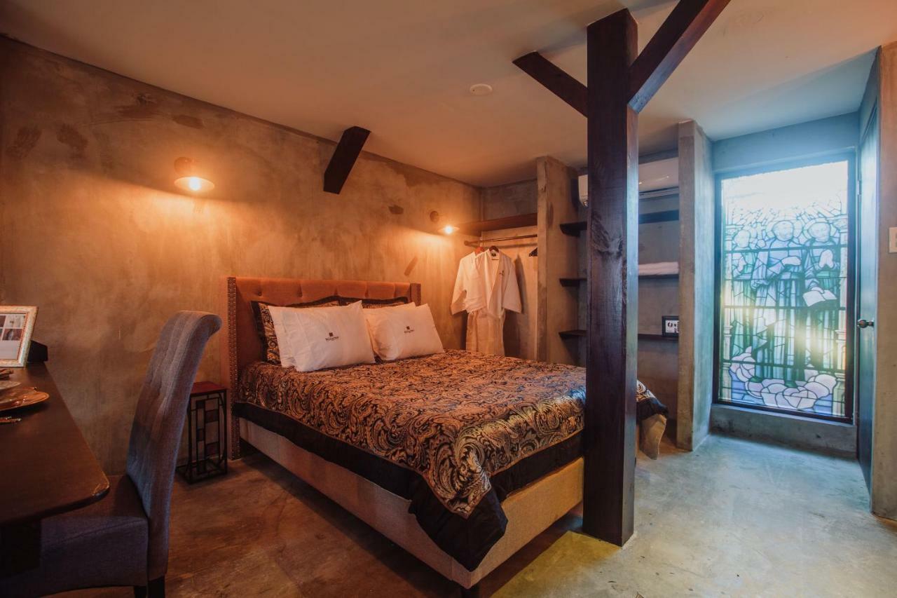 Monastery Suites Oranjestad Eksteriør billede