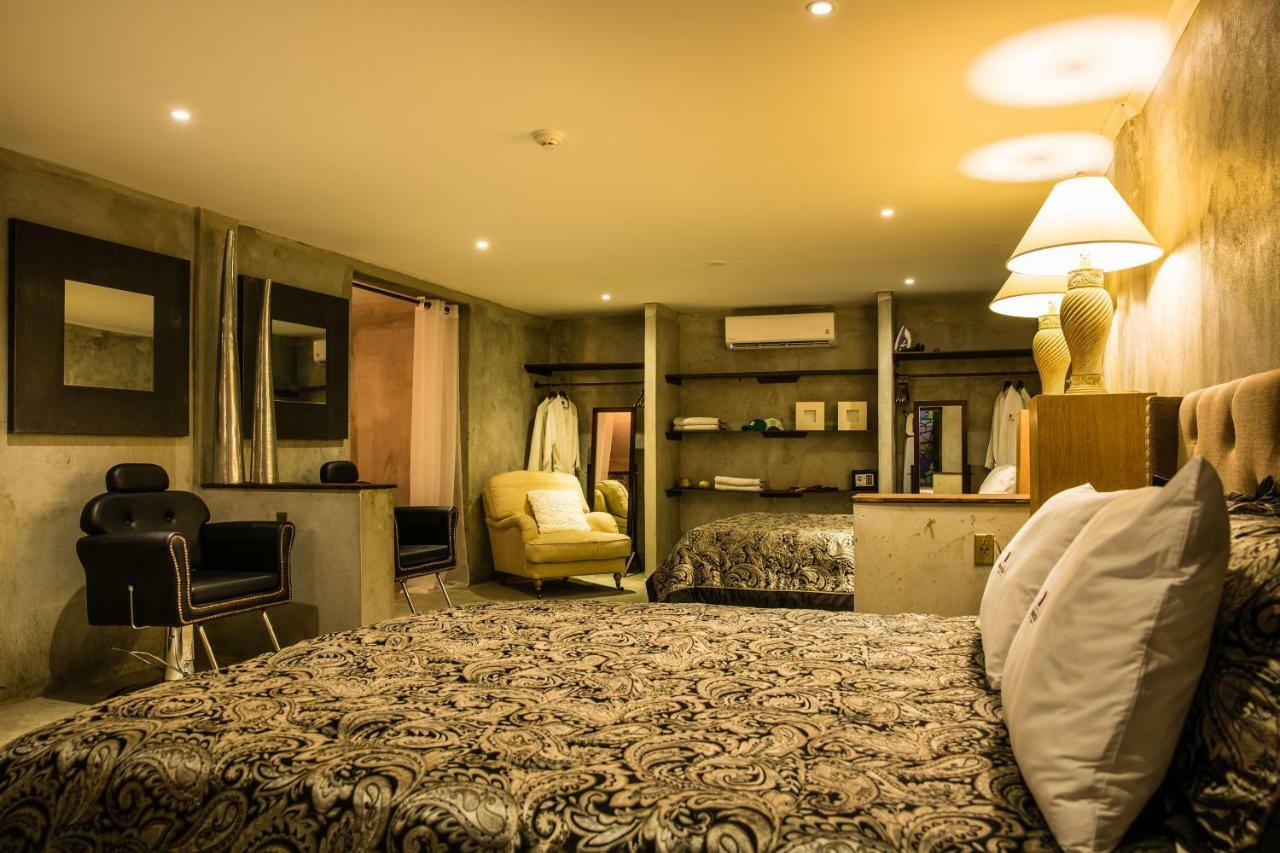 Monastery Suites Oranjestad Eksteriør billede
