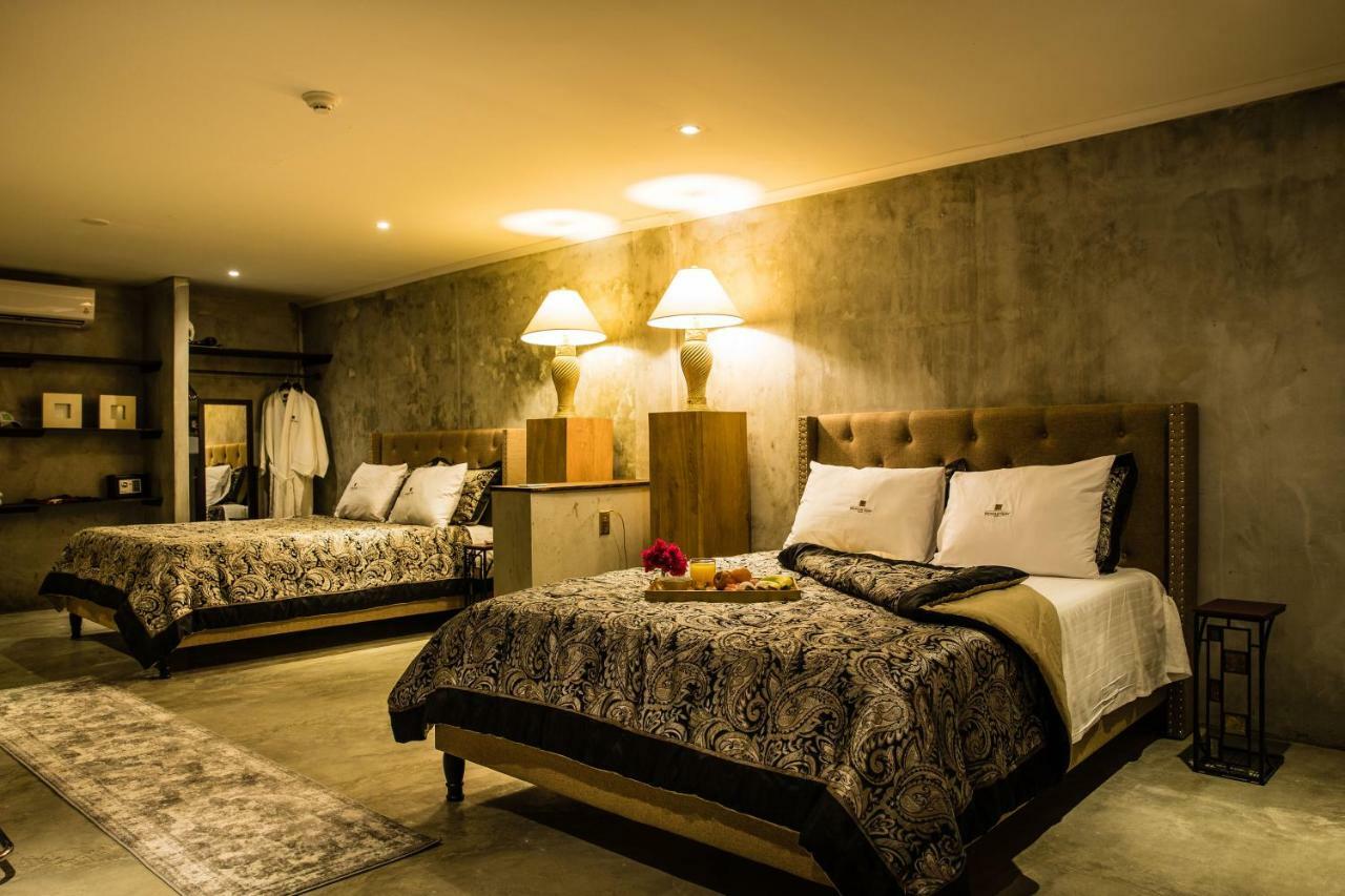 Monastery Suites Oranjestad Eksteriør billede