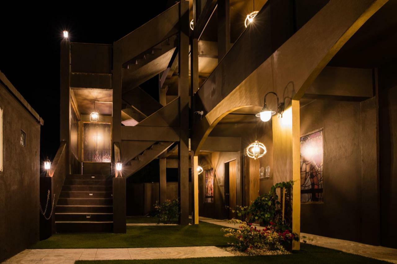 Monastery Suites Oranjestad Eksteriør billede